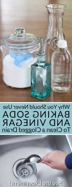 Alluring How To Unclog A Bathtub Drain With Baking Soda Why You Should Never Use Baking Soda And Vinegar To Clean Clogged