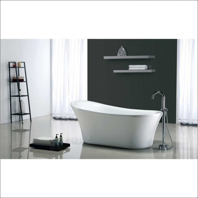 Fascinating How Many Gallons Does A Bathtub Hold How Many Gallons Of Water Does A Normal Bathtub Hold Modern Home