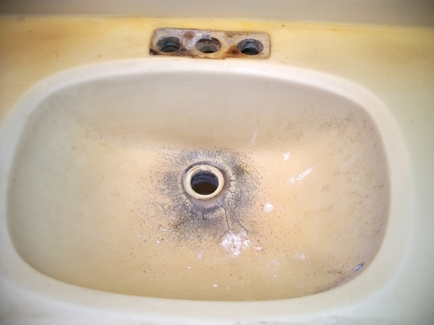 Incredible Bathtub Chip Repair Cleaning And Chip Repair All Surface Refurbishing