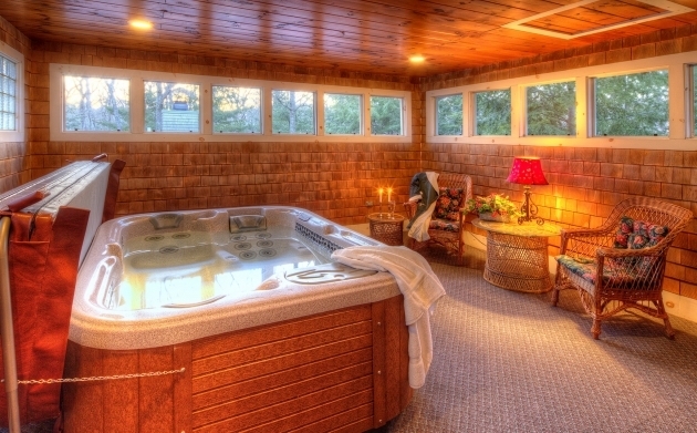 Alluring Hotels With Whirlpool Tubs In Room Marthas Vineyard Bed And Breakfast Rooms Rates
