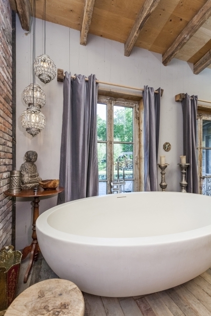 Fascinating Biggest Bathtub Big Bigger Biggest Bath Bathtub Realestate Photography