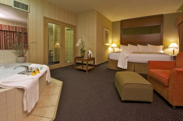 Marvelous Hotels With Whirlpool Tubs In Room Jacuzzi Suite Rooms And Services Pinterest Jacuzzi