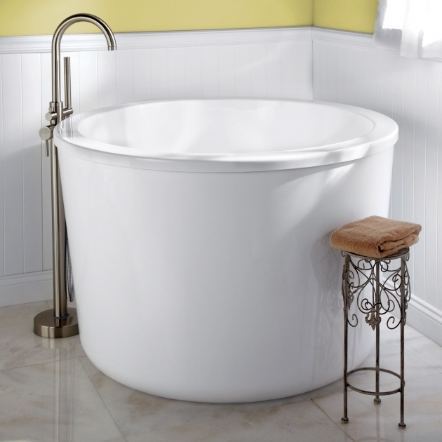 Outstanding Deep Soak Tub Deep Soaking Tub Saveemail Courtyard Marriott New York Park