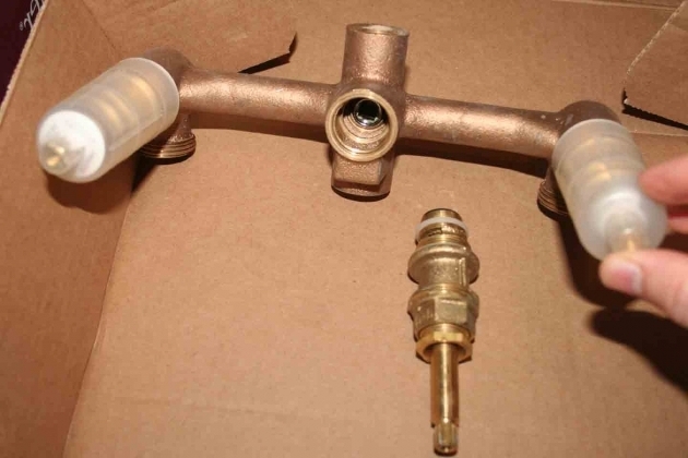 Alluring How To Remove Bathtub Faucet How To Replace Bathtub Faucet Maggiescarf