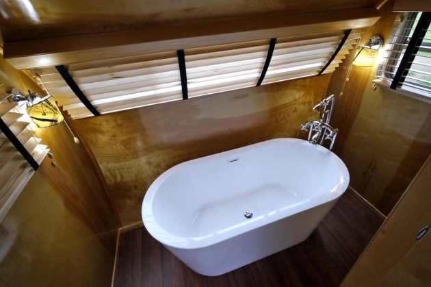 Amazing Rv With Bathtub An Interview With Justin And Anna From Flippin Rvs Flippin Rvs