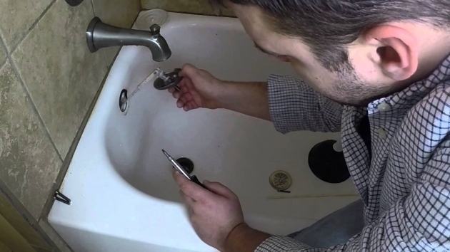 Beautiful Bathtub Won T Drain At All How To Unclog Your Bathtub Drain In 5 Minutes Youtube