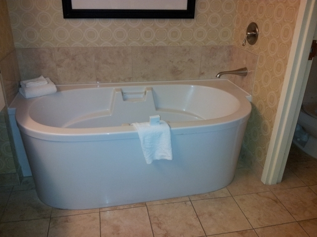 Fantastic Deep Bathtubs For Small Bathrooms Bathroom Deep Bathtubs For Small Bathrooms Within Glorious