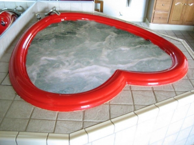 Marvelous Heart Shaped Bathtub Heart Bathtub 107 Bathroom Photo With Heart Shaped Jacuzzi Hotel