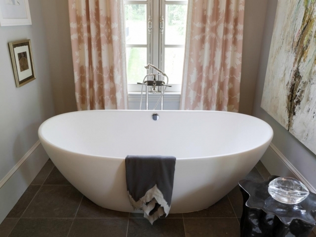 Remarkable Freestanding Soaking Tub For Two Infinity Bathtub Design Ideas Pictures Tips From Hgtv Hgtv